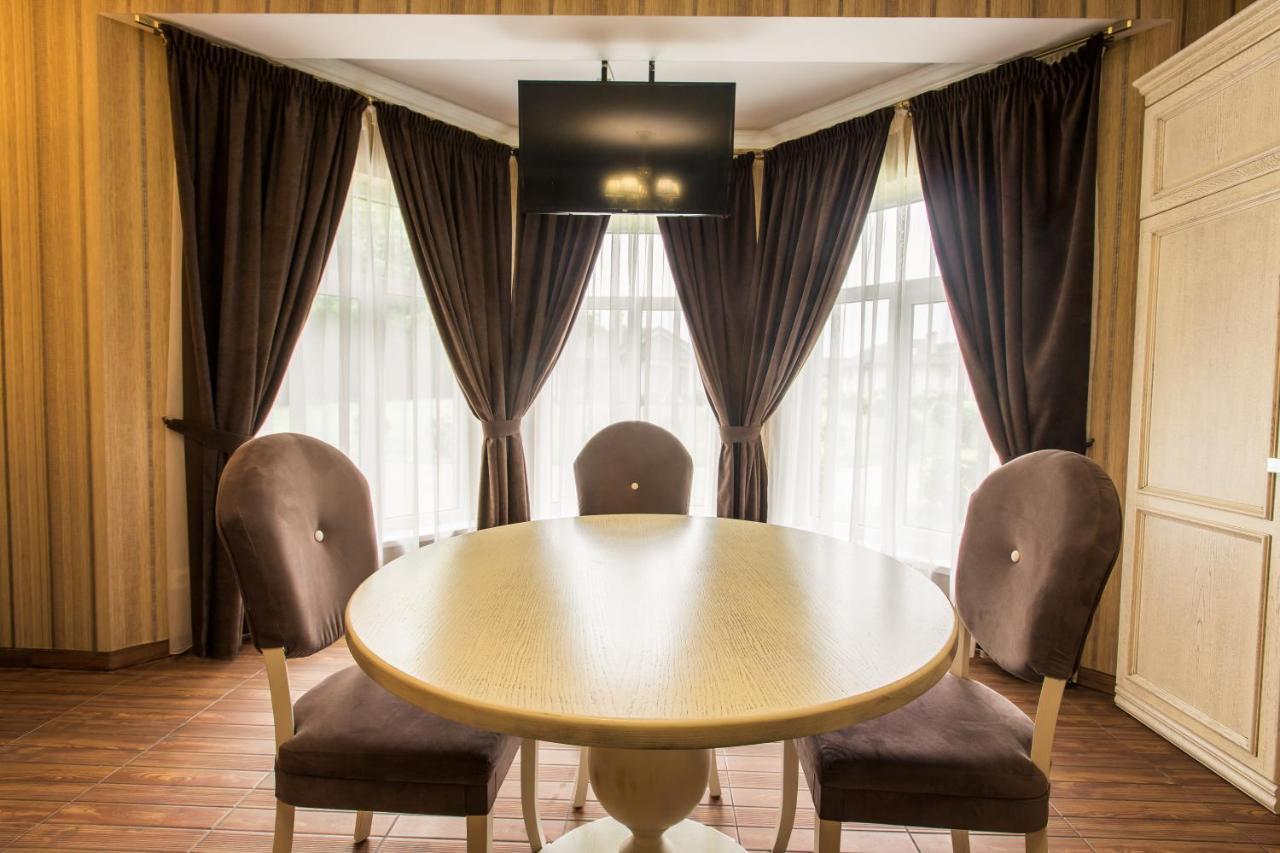 Georg Park Hotel Tarashany Εξωτερικό φωτογραφία