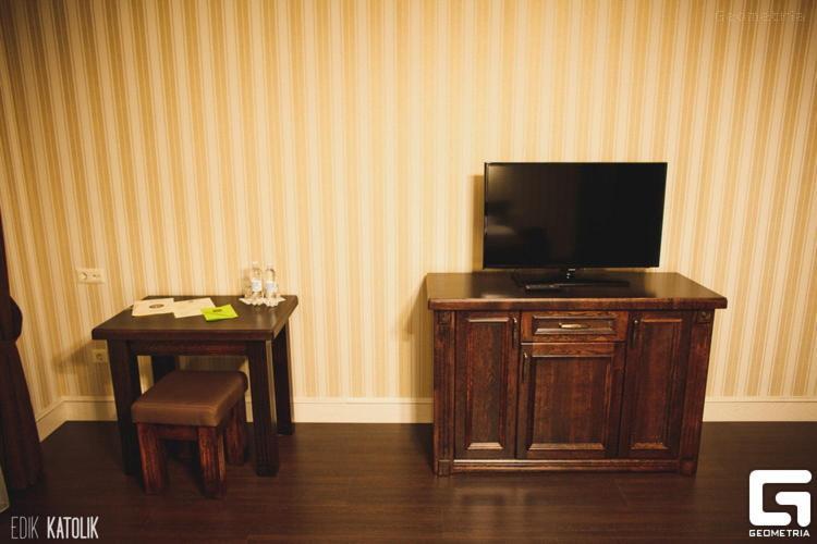 Georg Park Hotel Tarashany Εξωτερικό φωτογραφία